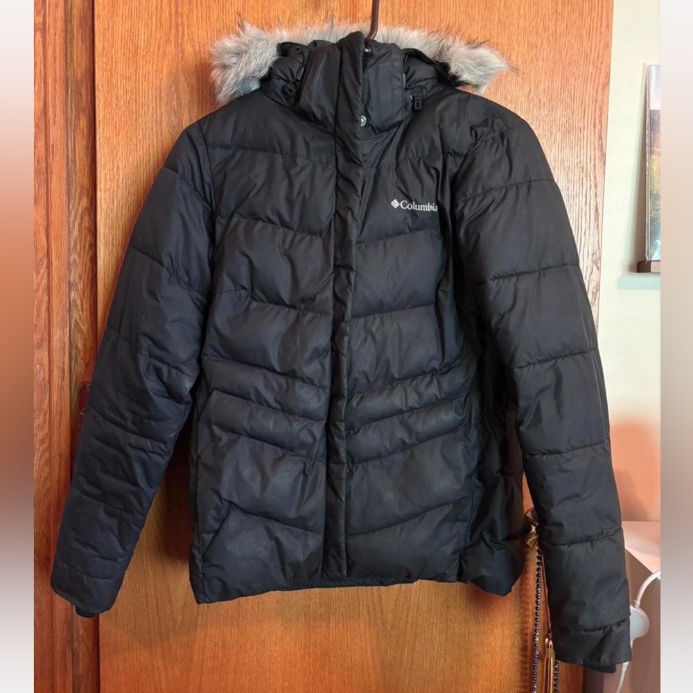Columbia Women's Black Puffer Jacket with Faux Fur Hood